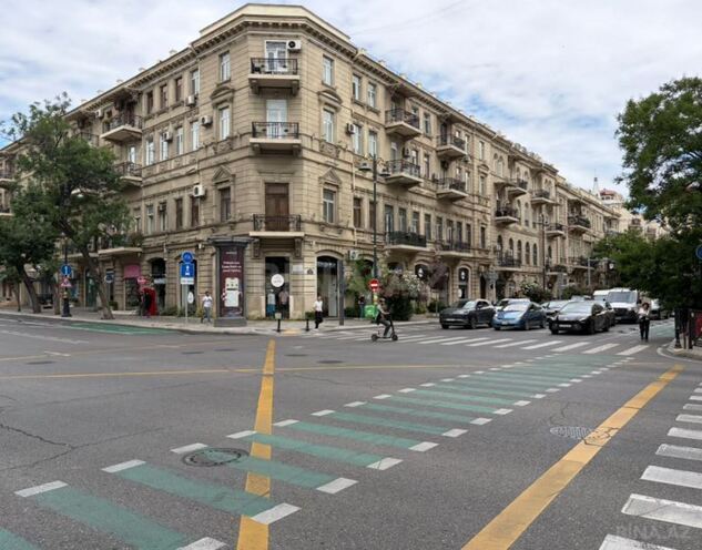 Satılır 1 otaqlı köhnə tikili 38 m², Sahil m., photo 1 from 22