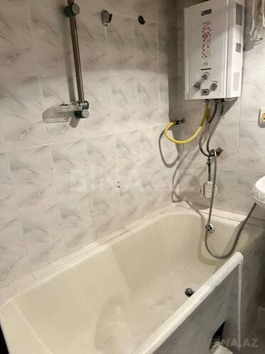 Сдаётся 3-комн. вторичка 75 м², м. Кара Караев, photo 9 from 13