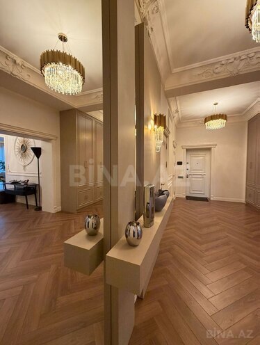 Продаётся 3-комн. новостройка 180 м², м. Низами, photo 13 from 27