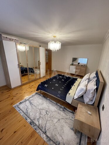 Satılır 7 otaqlı həyət evi/bağ evi 200 m², Saray q., photo 4 from 32