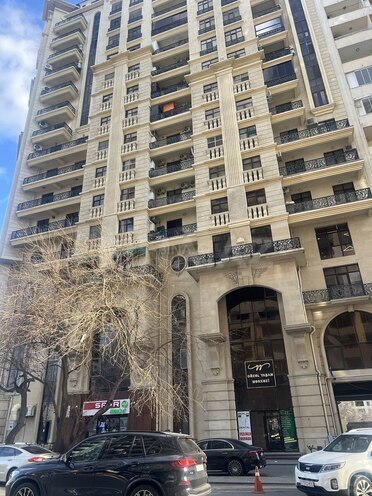 Satılır 4 otaqlı yeni tikili 278 m², Nəsimi r., photo 1 from 6