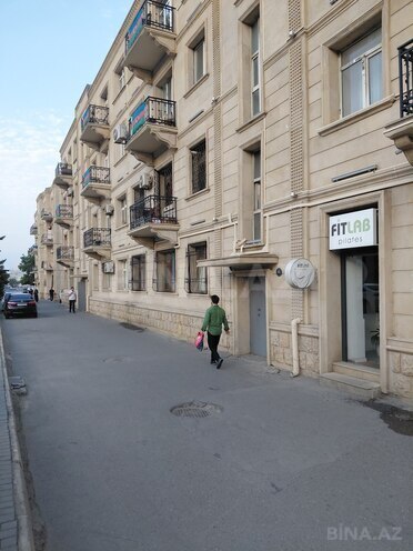 Продаётся 3-комн. вторичка 75 м², м. Шах Исмаил Хатаи, photo 1 from 15