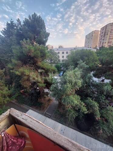 Satılır 2 otaqlı köhnə tikili 34 m², 8 Noyabr m., photo 12 from 14