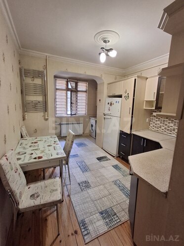 İcarəyə verilir 3 otaqlı köhnə tikili 65 m², Memar Əcəmi m., photo 1 from 26