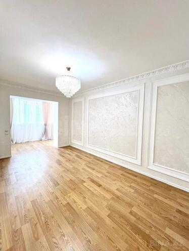 Продаётся 2-комн. вторичка 60 м², м. Элмляр Академиясы, photo 1 from 6