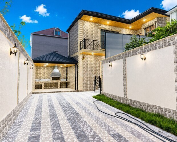 Satılır 7 otaqlı həyət evi/bağ evi 175 m², Qaraçuxur q., photo 1 from 19