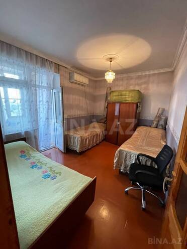 Продаётся 2-комн. вторичка 70 м², пос. М. Расулзаде, photo 4 from 10