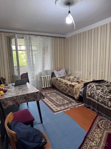 Продаётся 1-комн. вторичка 40 м², м. Нефтчиляр, photo 3 from 11