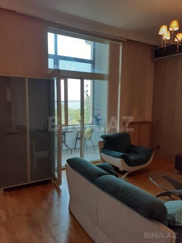 İcarəyə verilir 4 otaqlı köhnə tikili 120 m², Sahil m., photo 3 from 17