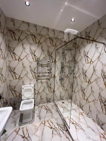 İcarəyə verilir 2 otaqlı yeni tikili 70 m², 28 May m., photo 9 from 10