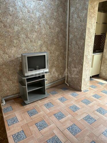 Satılır 2 otaqlı köhnə tikili 57 m², Massiv V q., photo 7 from 18