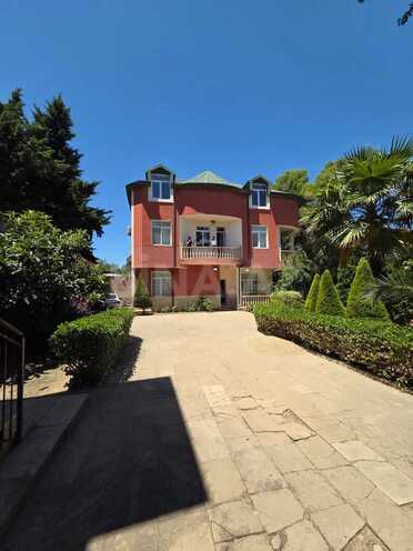 Продаётся 6-комн. дом/дача 360 м², Абшеронcкий  р., photo 1 from 21