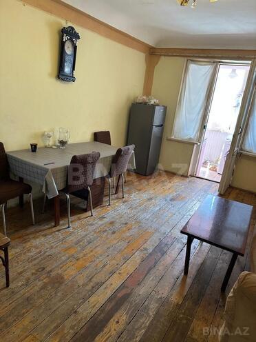 İcarəyə verilir 2 otaqlı köhnə tikili 60 m², Qara Qarayev m., photo 1 from 7