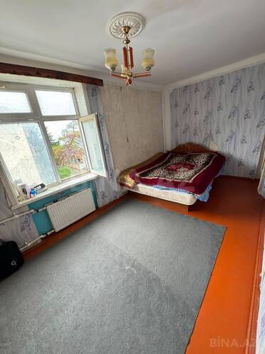 Satılır 2 otaqlı köhnə tikili 30 m², Lökbatan q., photo 1 from 8