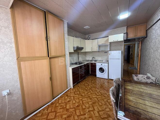 Продаётся 2-комн. вторичка 60 м², м. Элмляр Академиясы, photo 5 from 10