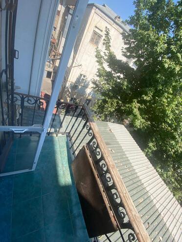 Satılır 2 otaqlı köhnə tikili 59 m², 28 May m., photo 14 from 25