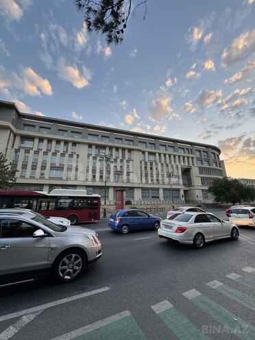 Satılır 2 otaqlı köhnə tikili 85 m², Yasamal q., photo 18 from 20