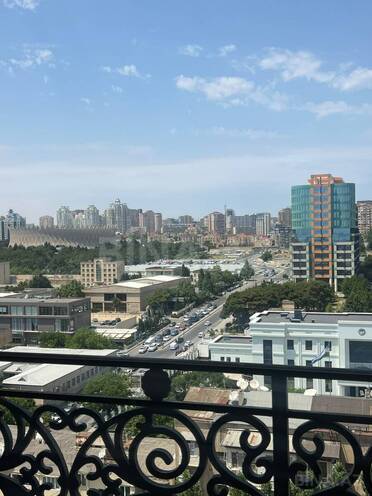 Satılır 4 otaqlı yeni tikili 198 m², Nizami m., photo 7 from 32