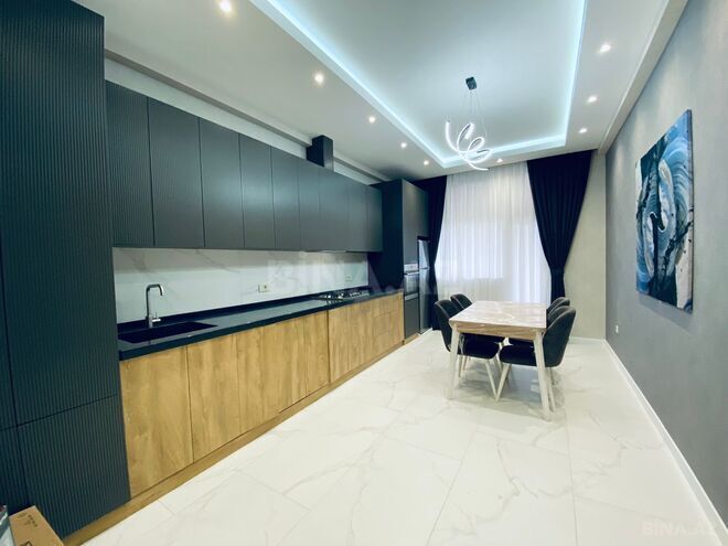 Сдаётся 2-комн. новостройка 110 м², м. Низами, photo 6 from 12