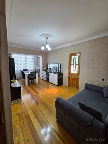Satılır 2 otaqlı köhnə tikili 60 m², Nizami r., photo 4 from 18