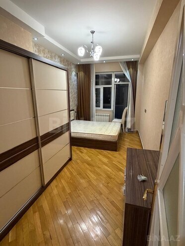 Сдаётся 2-комн. новостройка 65 м², м. Кара Караев, photo 3 from 8