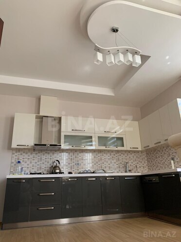 Satılır 7 otaqlı həyət evi/bağ evi 350 m², Novxanı q., photo 8 from 30