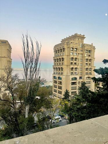 İcarəyə verilir 2 otaqlı köhnə tikili 65 m², İçəri Şəhər m., photo 1 from 13