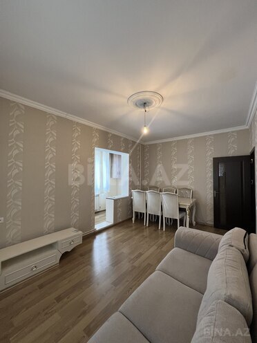 Satılır 2 otaqlı köhnə tikili 70 m², 8-ci mikrorayon q., photo 3 from 18