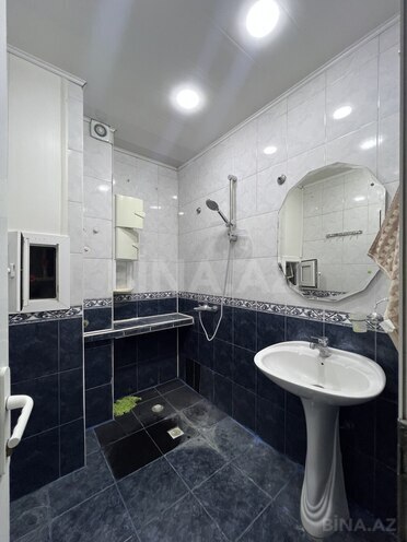 Satılır 2 otaqlı köhnə tikili 70 m², 8-ci mikrorayon q., photo 16 from 18