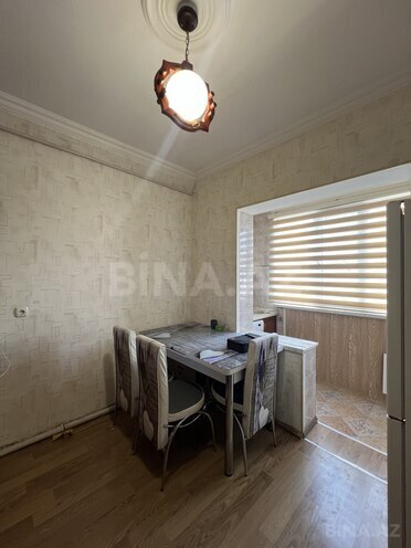 Satılır 2 otaqlı köhnə tikili 70 m², 8-ci mikrorayon q., photo 11 from 18