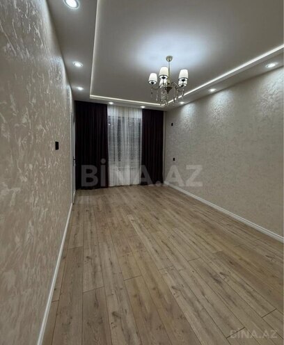 Продаётся 3-комн. вторичка 65 м², м. Ази Асланов, photo 1 from 12