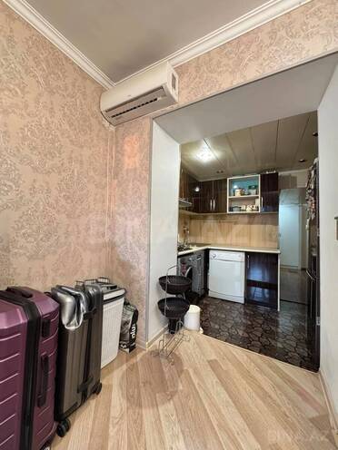 Satılır 2 otaqlı köhnə tikili 85 m², Yasamal r., photo 8 from 18