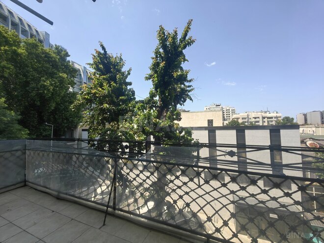 Satılır 4 otaqlı köhnə tikili 200 m², İçəri Şəhər m., photo 10 from 32
