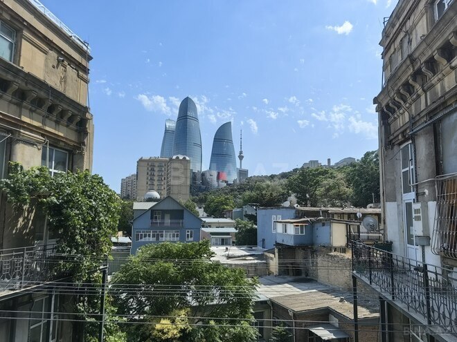 Satılır 4 otaqlı köhnə tikili 200 m², İçəri Şəhər m., photo 28 from 32