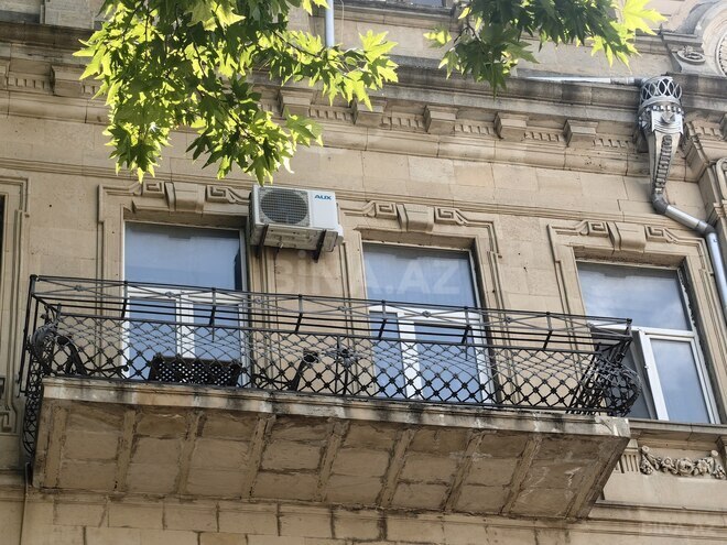 Satılır 4 otaqlı köhnə tikili 200 m², İçəri Şəhər m., photo 30 from 32