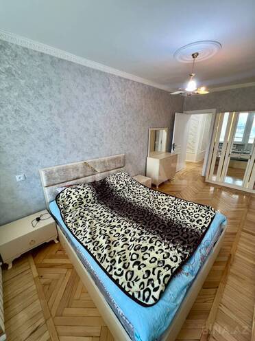 Satılır 3 otaqlı köhnə tikili 80 m², Gənclik m., photo 9 from 17