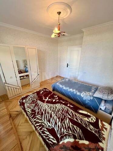 Satılır 3 otaqlı köhnə tikili 80 m², Gənclik m., photo 10 from 17