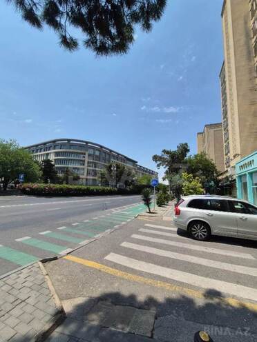 Satılır 3 otaqlı köhnə tikili 70 m², Yasamal r., photo 9 from 10