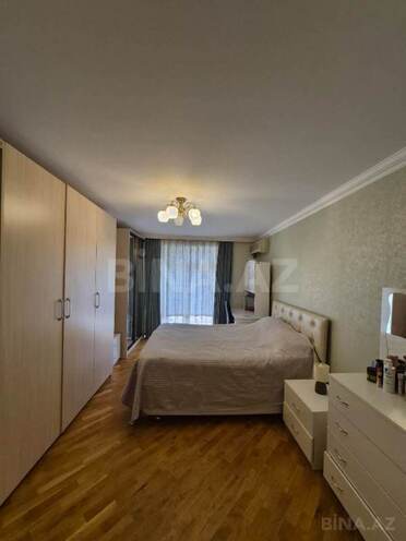 Satılır 3 otaqlı köhnə tikili 70 m², Yasamal r., photo 4 from 10