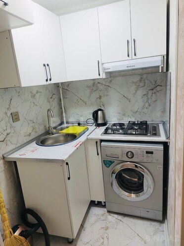 Satılır 2 otaqlı köhnə tikili 40 m², Elmlər Akademiyası m., photo 17 from 18