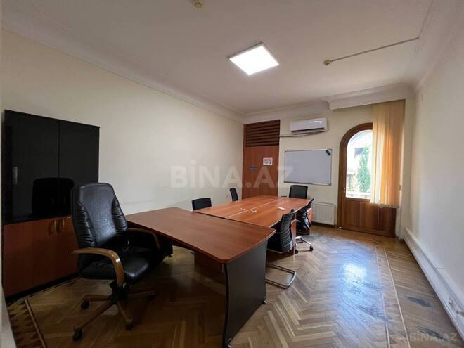 İcarəyə verilir  obyekt 750 m², 8 Noyabr m., photo 28 from 29