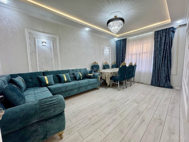 Satılır 2 otaqlı köhnə tikili 65 m², İnşaatçılar m., photo 1 from 11