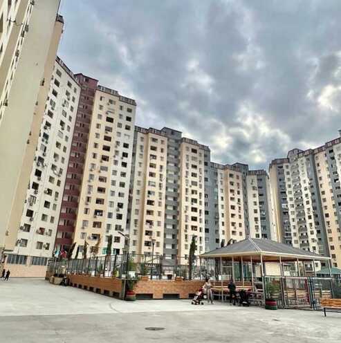 Сдаётся 2-комн. новостройка 65 м², м. Ази Асланов, photo 1 from 9