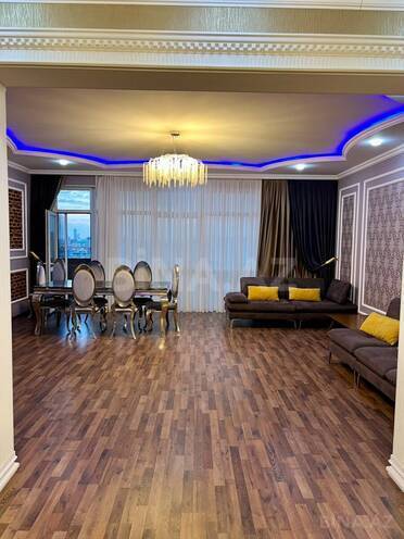 Satılır 5 otaqlı yeni tikili 310 m², 8 Noyabr m., photo 1 from 26