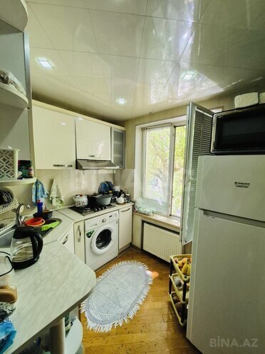 Satılır 3 otaqlı köhnə tikili 75 m², Nizami m., photo 9 from 12