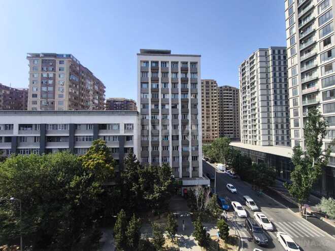 Продаётся 3-комн. вторичка 90 м², м. 28 мая, photo 19 from 29