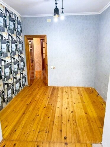 Satılır 3 otaqlı köhnə tikili 68 m², Bakıxanov q., photo 6 from 12