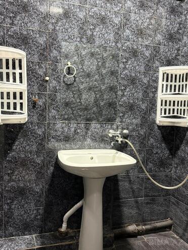 Сдаётся 3-комн. вторичка 62 м², м. Нариман Нариманов, photo 9 from 10