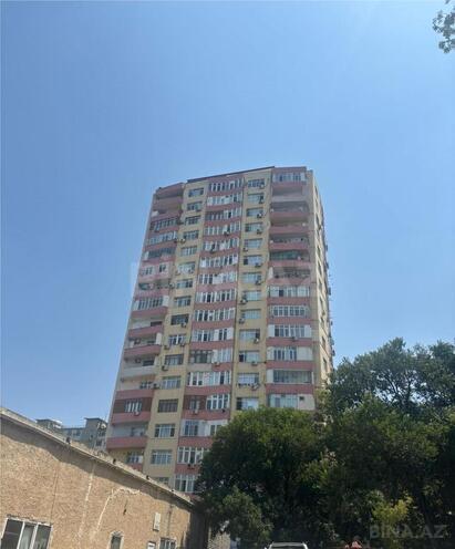 Продаётся 3-комн. новостройка 145 м², Хатаинский р., photo 1 from 32