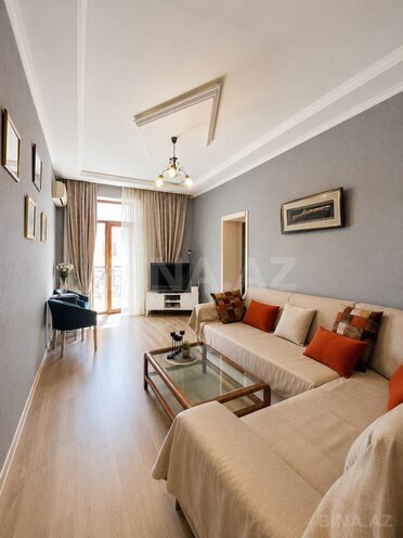 Сдаётся 2-комн. вторичка 75 м², м. Сахил, photo 1 from 8